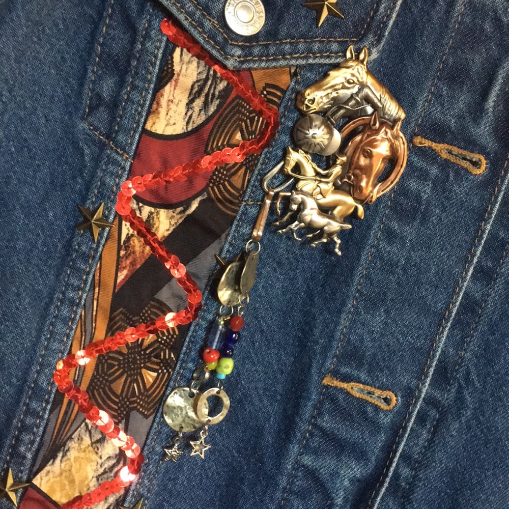 Guy Laroche scarf tie Hand Crafted Wearable Art Fox Hunt Denim Jacket Brooches - Picture 6 of 12